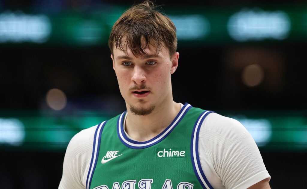 Flagg Troca Davis NBA