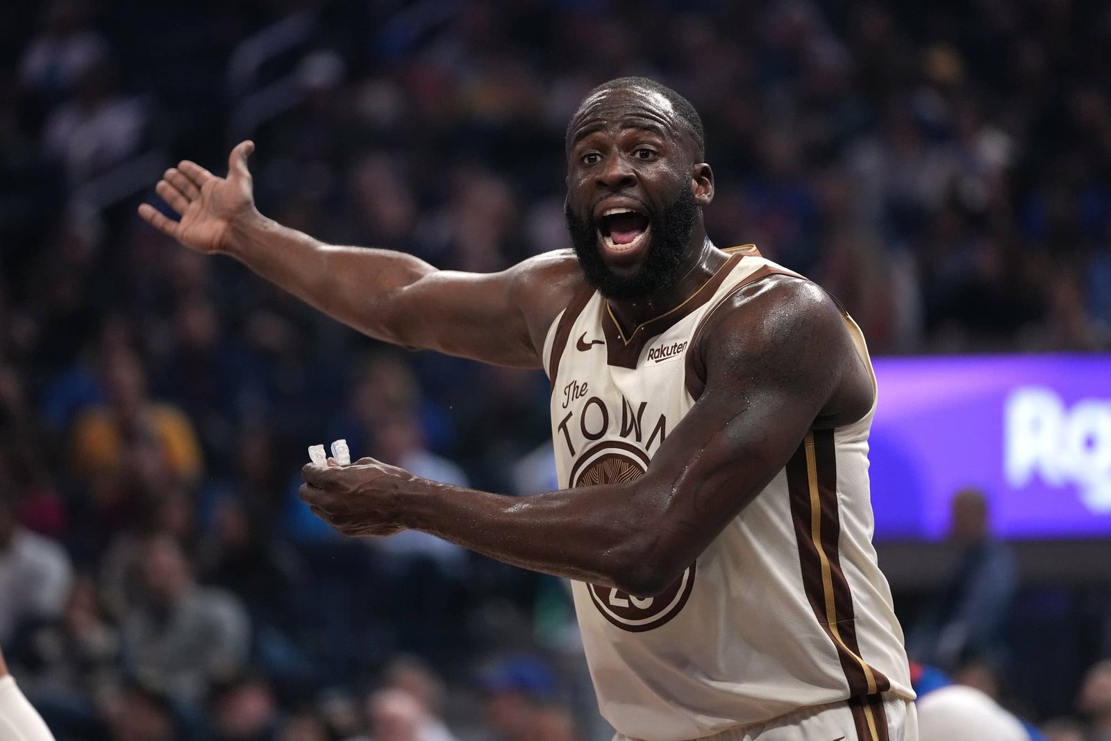 Draymond Green e Lakers: Interesse Mútuo em Troca por Giannis? - The ...