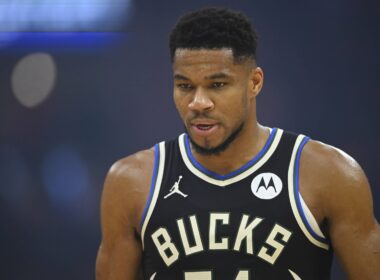 Giannis Antetokounmpo Warriors