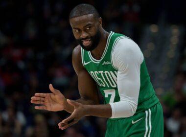 Jaylen Brown NBA 1x1