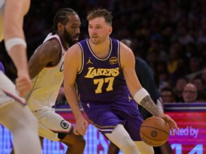 Kawhi Leonard Lakers