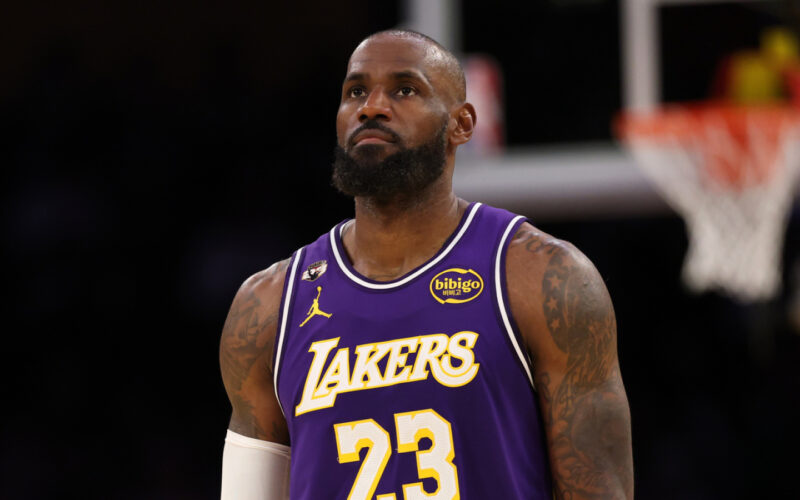 LeBron James critica derrota